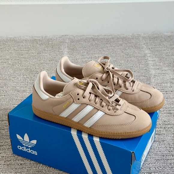 Adidas Samba OG Sneakers - Size 6.5 - Picture 3 of 5